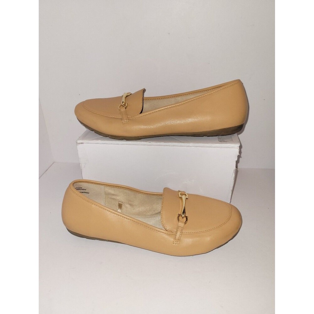 Cliffs by WHITE MOUNTAIN Size 10 Camel Tan Loafers